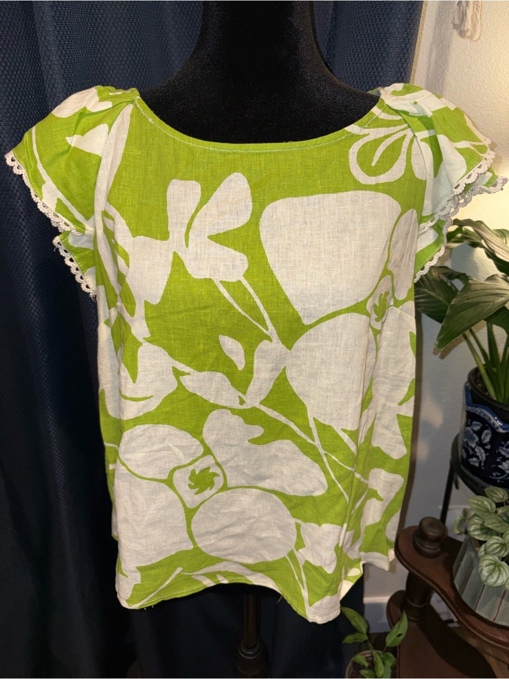 Colorful Linen Blend Green & White Floral Top with Lace Trim Flutter Sleeves